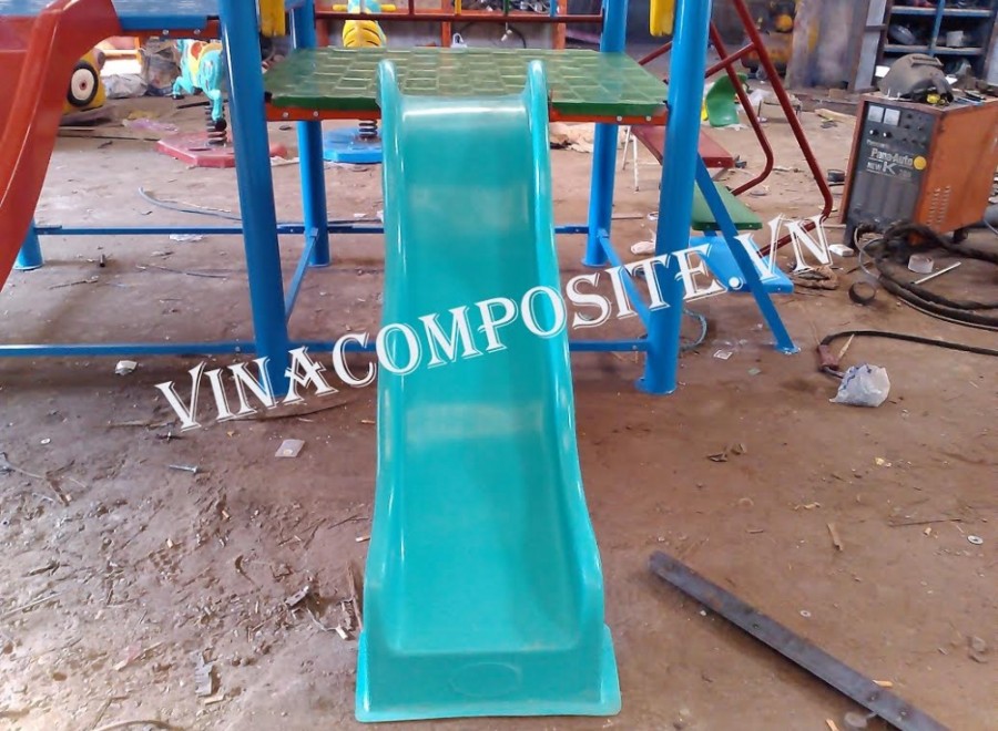 Cầu trượt mini trẻ em