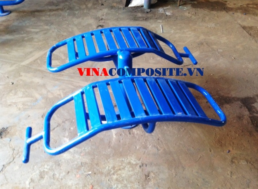 Dụng cụ tập lưng bụng trẻ em