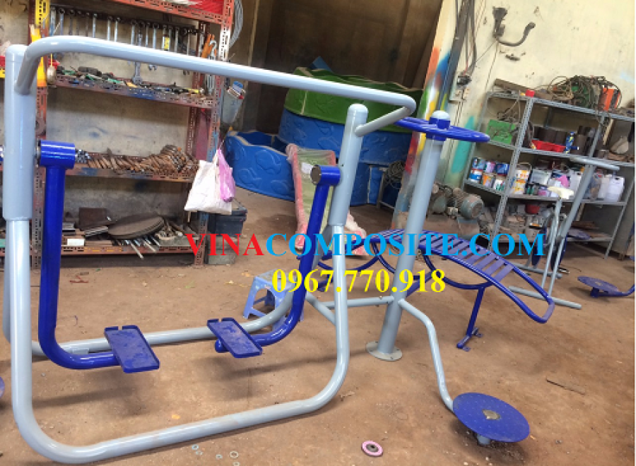 Thiết bị dụng cụ thể dục đa năng