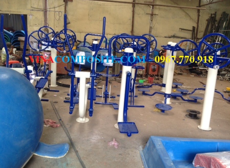 Thiết bị dụng cụ thể lực ngoài trời